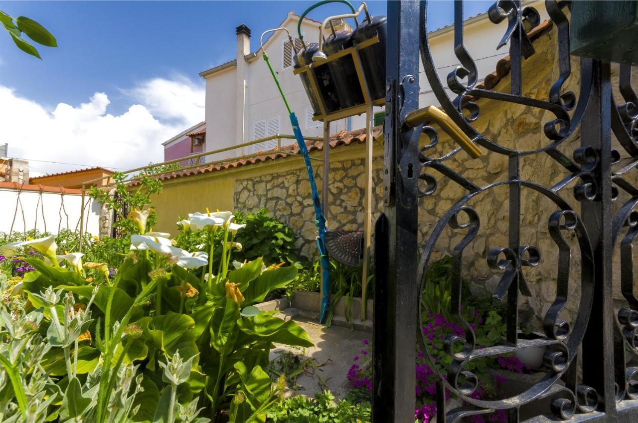 And Lotus Apartment Tribunj (Sibenik-Knin)